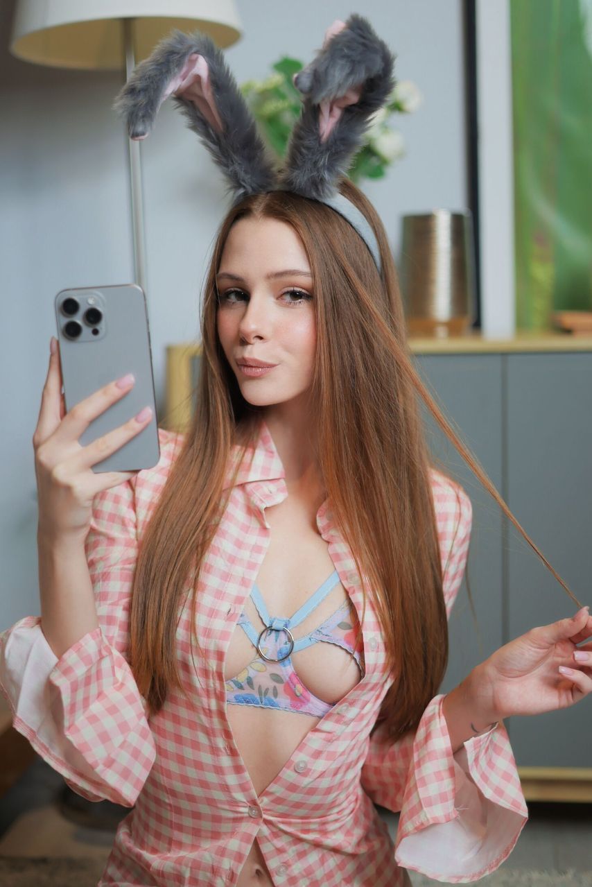 Arina Fox