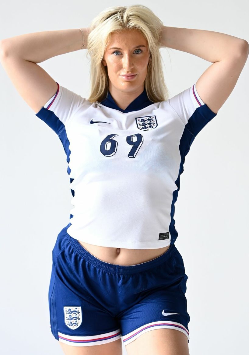 Soph Isabella